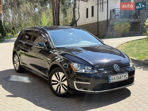 Volkswagen e-Golf 2016