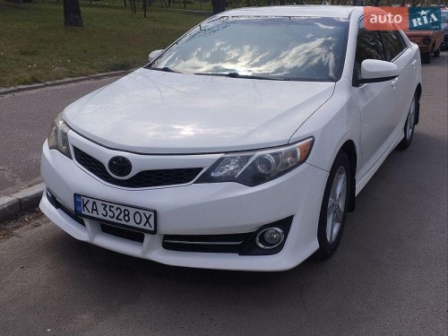 Toyota Camry 2013
