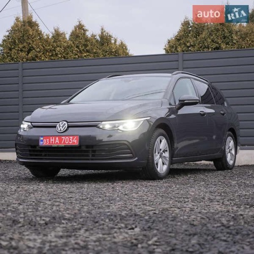 Volkswagen Golf 2021