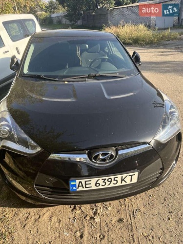 Hyundai Veloster 2011
