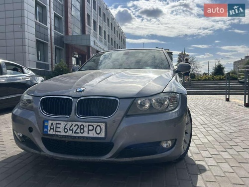 BMW 3 Series 2009