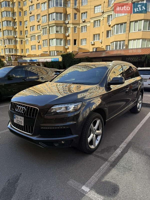 Audi Q7 2013