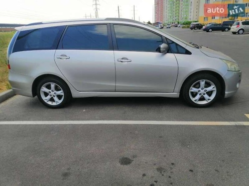 Mitsubishi Grandis 2008