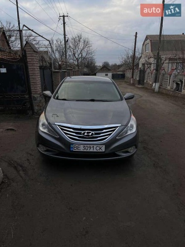 Hyundai Sonata 2013