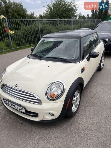 MINI Cooper 2012