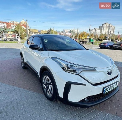 Toyota C-HR EV 2020