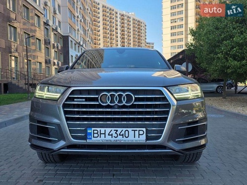 Audi Q7 2016