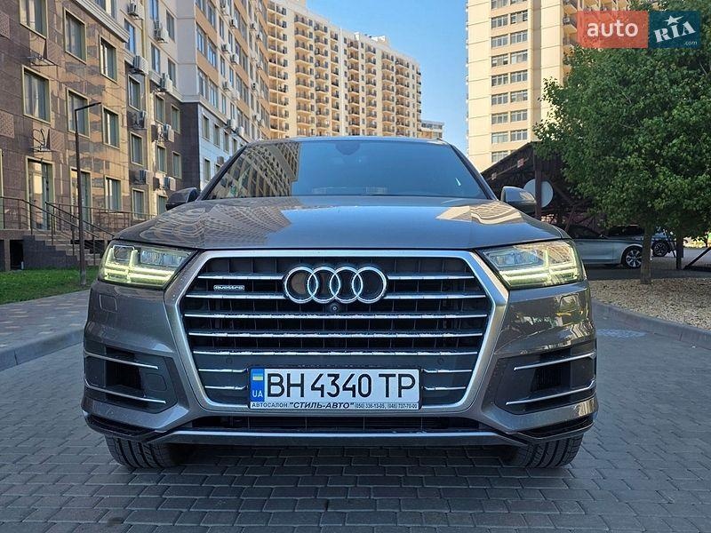 Audi Q7 2016