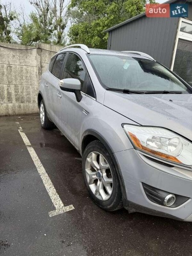 Ford Kuga 2011