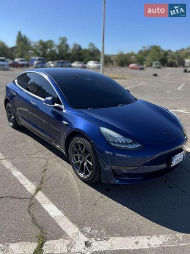 Tesla Model 3 2018
