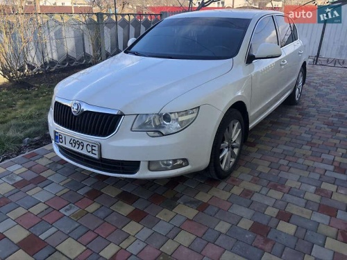 Skoda Superb 2011