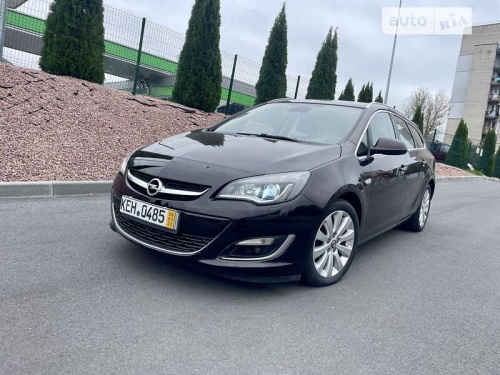 Opel Astra 2012