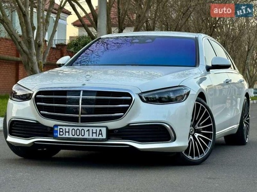 Mercedes-Benz S-Class 2021