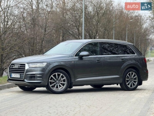 Audi Q7 2016