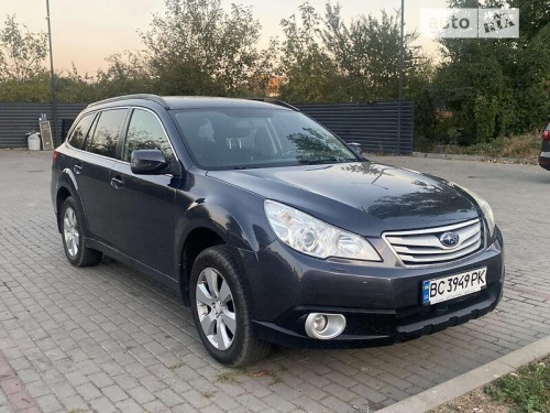 Subaru Outback 2011