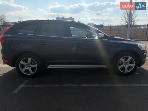 Volvo XC60 2011