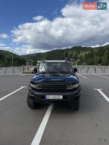 Toyota FJ Cruiser 2012