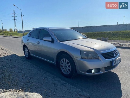 Mitsubishi Galant 2009