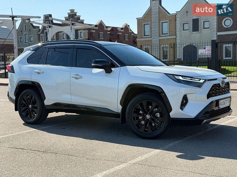 Toyota RAV4 2024