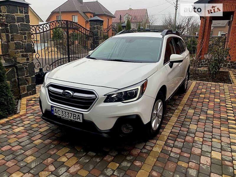 Subaru Outback 2018