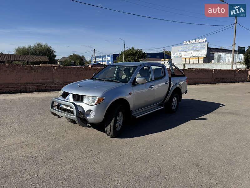 Mitsubishi L 200 2007