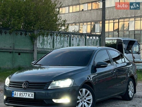 Volkswagen Passat 2011