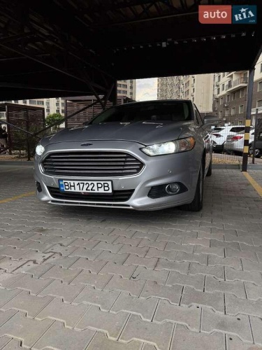 Ford Fusion 2015