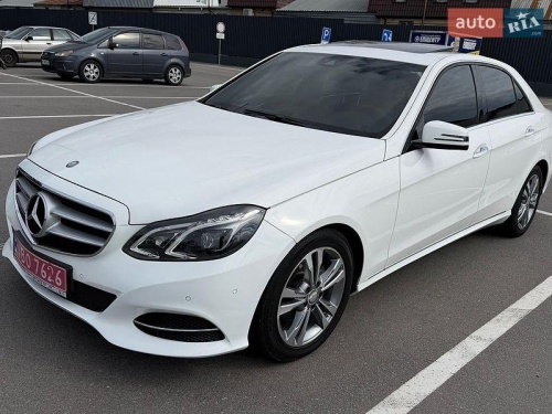 Mercedes-Benz E-Class 2015