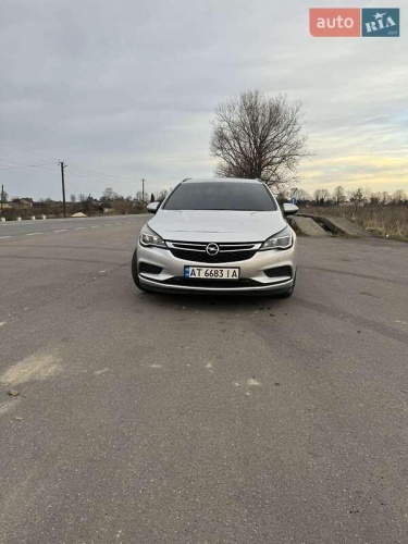 Opel Astra 2018