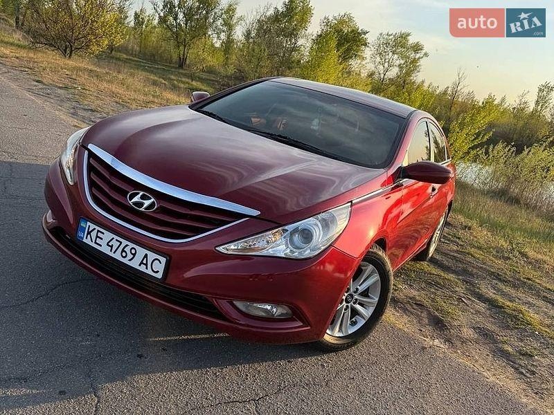 Hyundai Sonata 2012