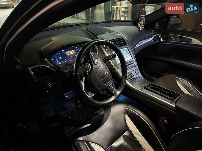 Lincoln MKZ 2016