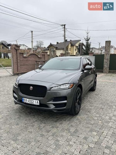 Jaguar F-Pace 2016