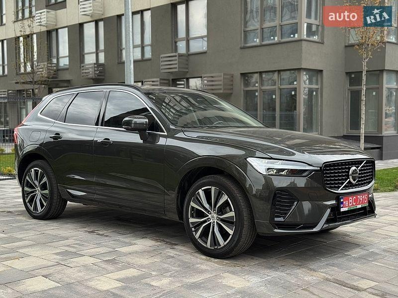 Volvo XC60 2022