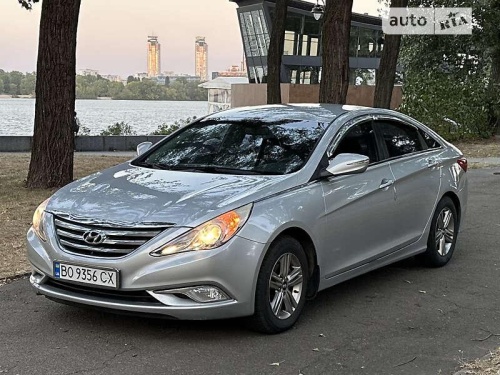 Hyundai Sonata 2013