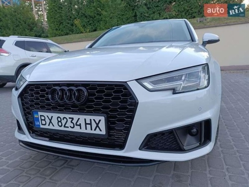 Audi A4 2019