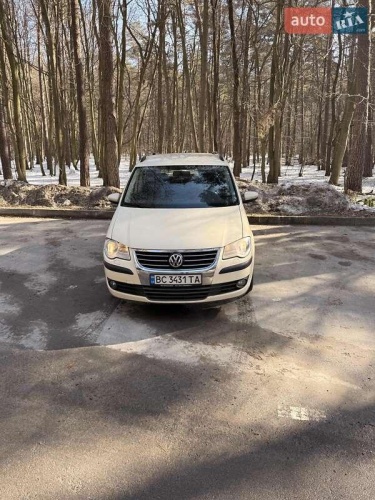 Volkswagen Touran 2010