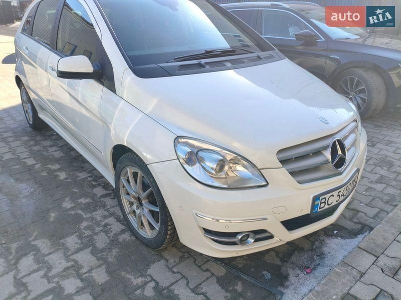 Mercedes-Benz B-Class 2010