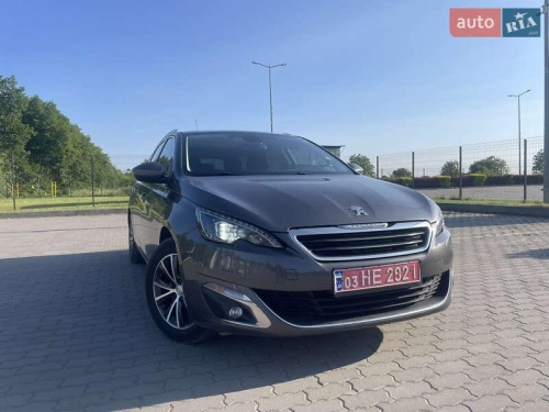 Peugeot 308 2016