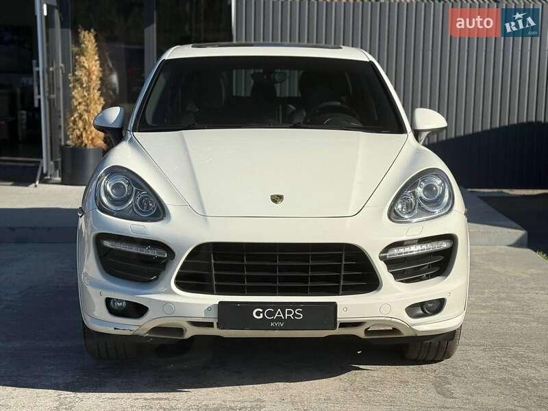Porsche Cayenne 2011