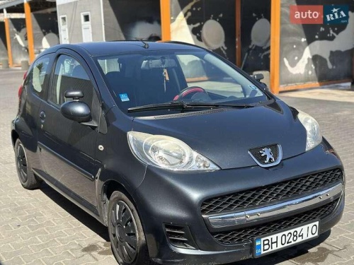 Peugeot 107 2011