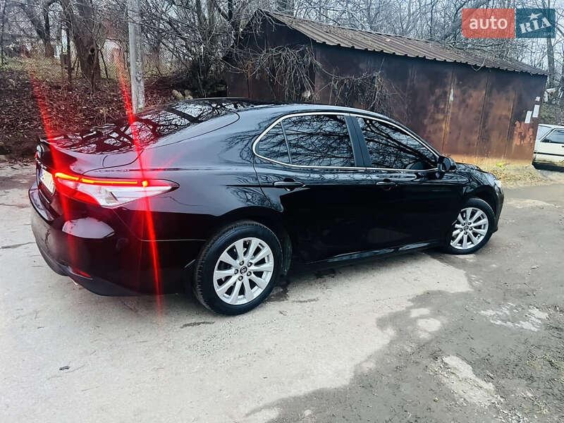 Toyota Camry 2017