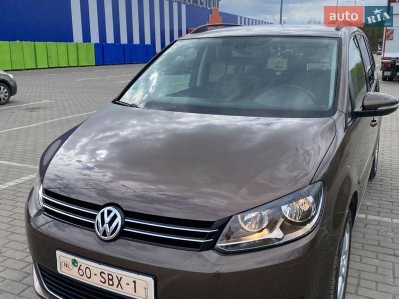 Volkswagen Touran 2012