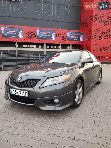 Toyota Camry 2011