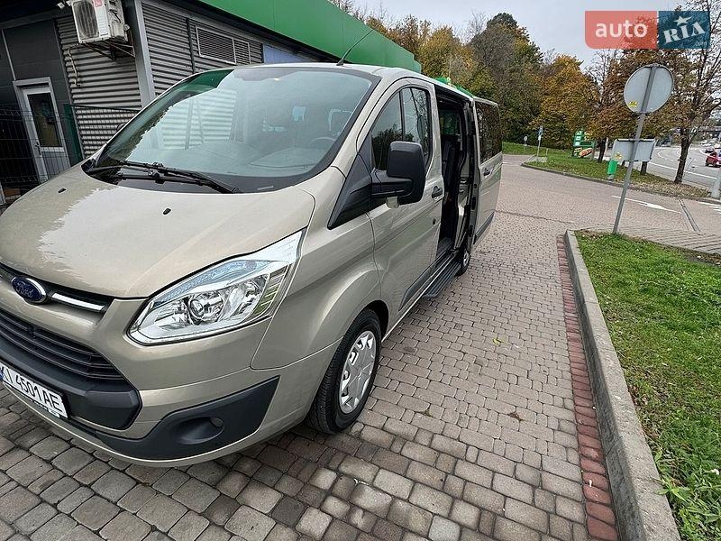 Ford Tourneo Custom 2015