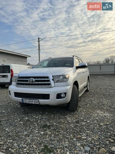 Toyota Sequoia 2008