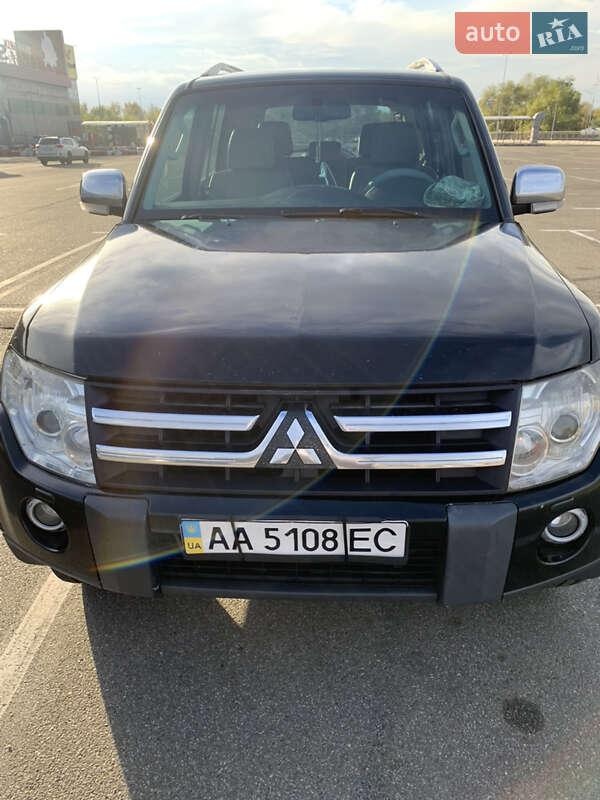 Mitsubishi Pajero 2007