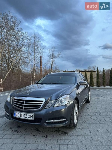 Mercedes-Benz E-Class 2012