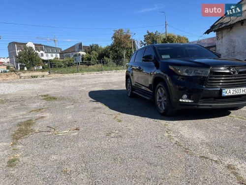 Toyota Highlander 2015