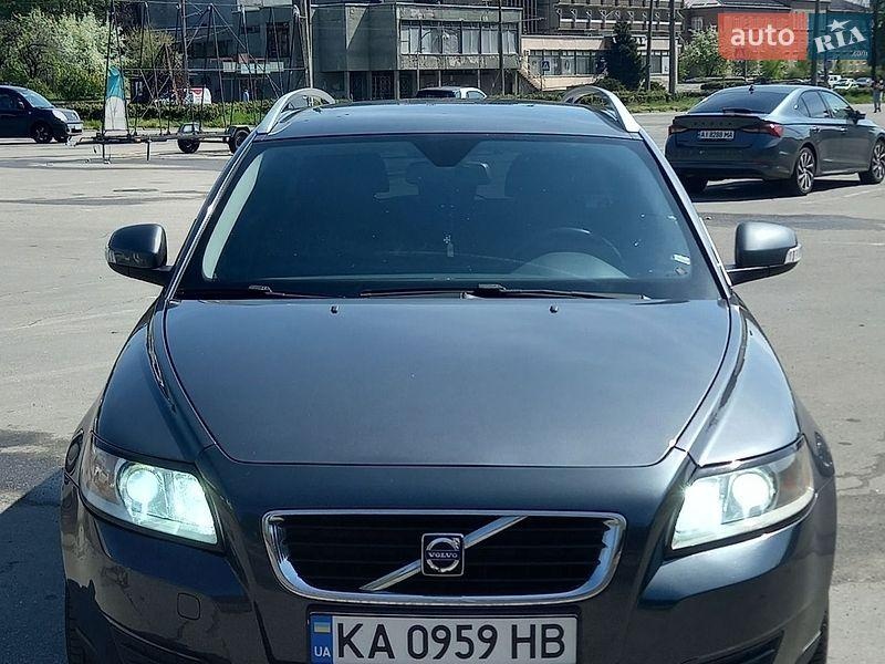 Volvo V50 2010