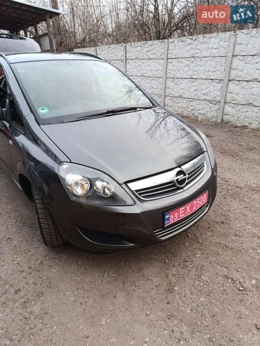 Opel Zafira 2010